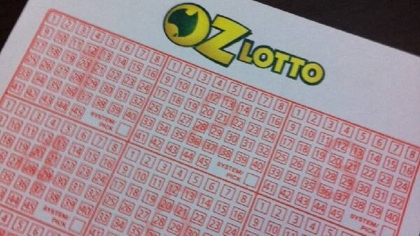 Parkes man wins $43,000 in Oz Lotto