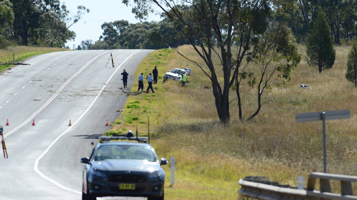 SAD: Police at the scene of a double fatality near Dubbo in May 2017 that claimed the lives of two young brothers. Photo: BELINDA SOOLE