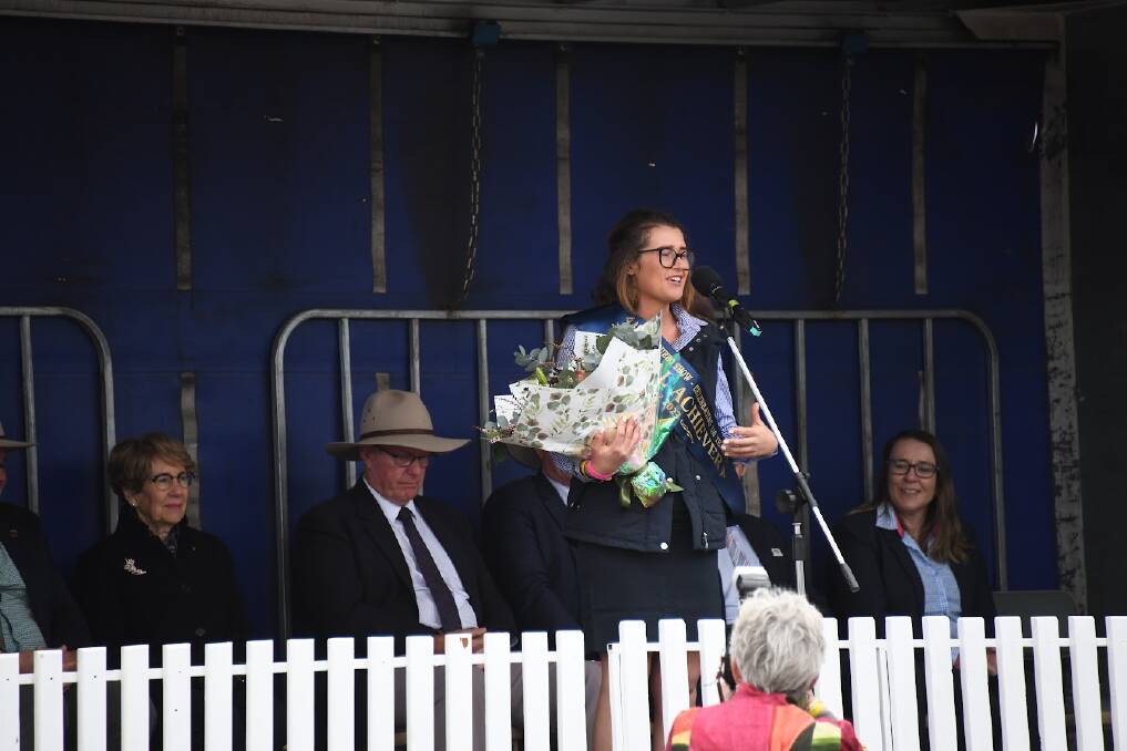 Courtney Knaggs addresses the crowd at the Dubbo Show 2023 after being named Rural Achiever. Picture by Amy McIntyre