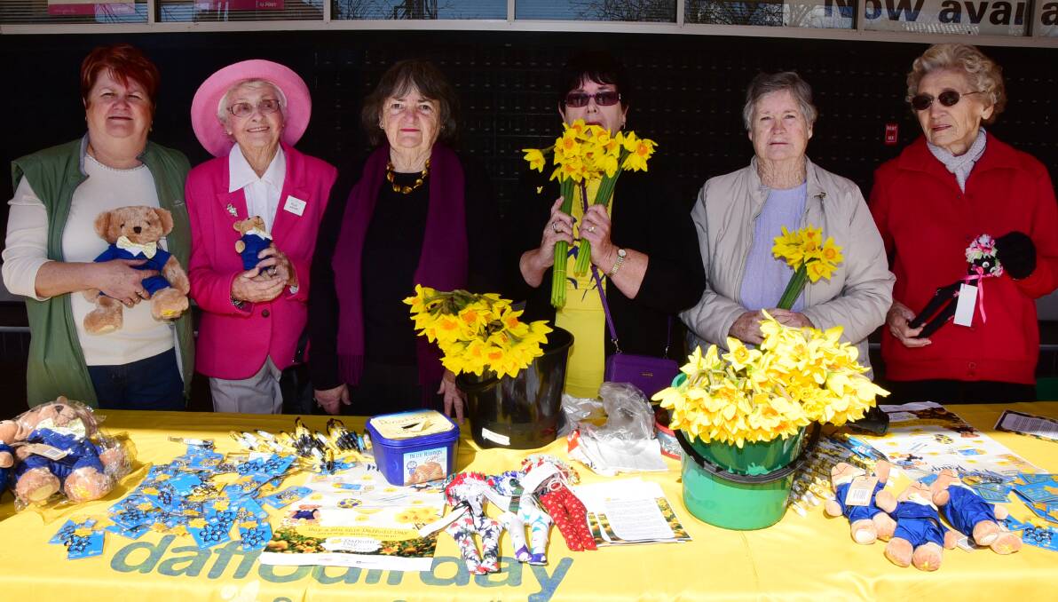 Members of the Dubbo Cancer Support Group selling Daffodil Day merchandise on Talbragar Street. Photo: BELINDA SOOLE