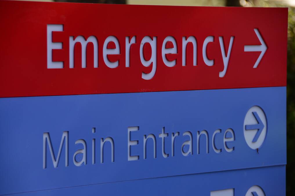 JOB WELL DONE: Waiting times to treatment in the emergency, urgent, semi-urgent and non-urgent triage categories at Dubbo Hospital Emergency Department were shorter than the state average in the October to December 2017 quarter. Photo: File