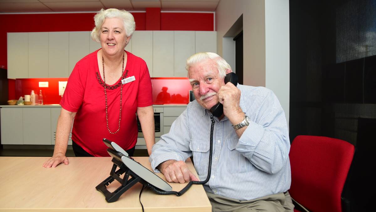 DAILY CALLS: Dubbo-based Australian Red Cross community programs officer Telecross and TeleCHAT Jocelyn Morris thanks Narromine's Albert Penson for his volunteer work. Photo: BELINDA SOOLE  
