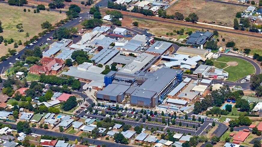 ELECTIVE SURGERY: Across October, November and December 2017, a total of 884 procedures were performed in the theatres in Dubbo Hospital’s Talbragar Building, constructed under the $91.3 stage one and two redevelopment of the hospital. Photo: File