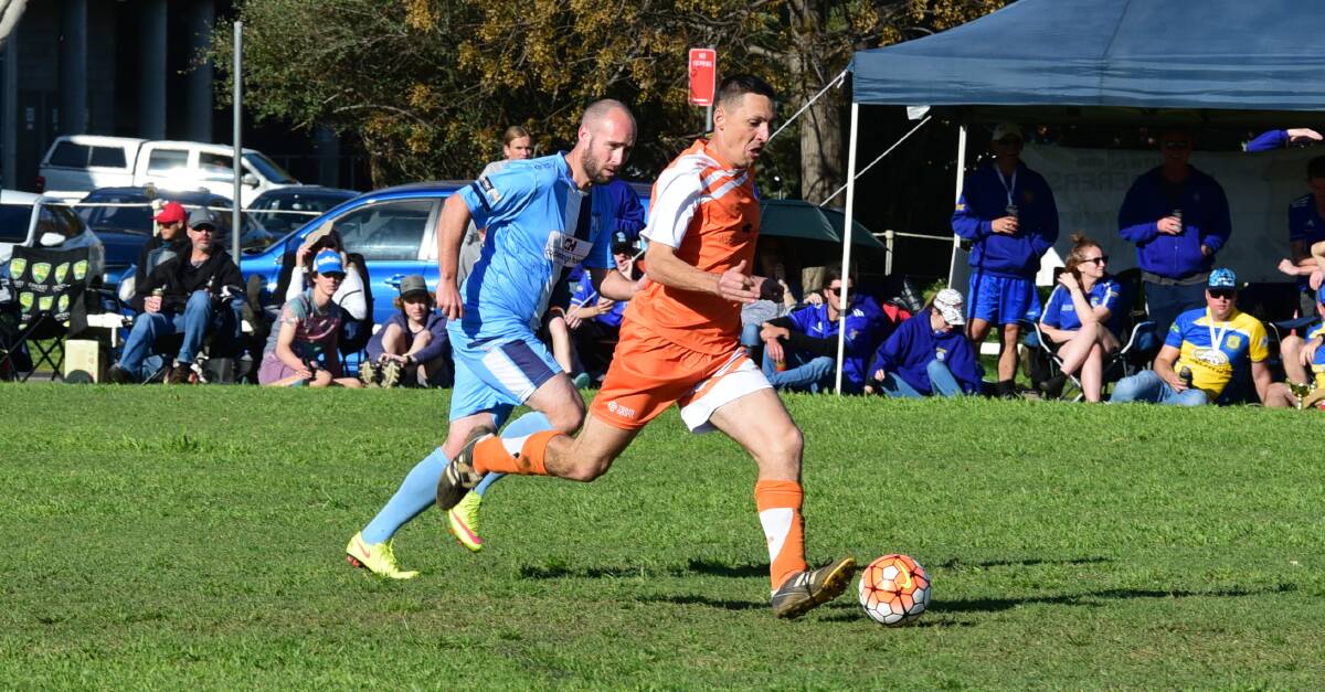 RIVALRY: Scott Fox's Dubbo FC club will again clash with the blue of Macquarie United this weekend. Photo: BELINDA SOOLE