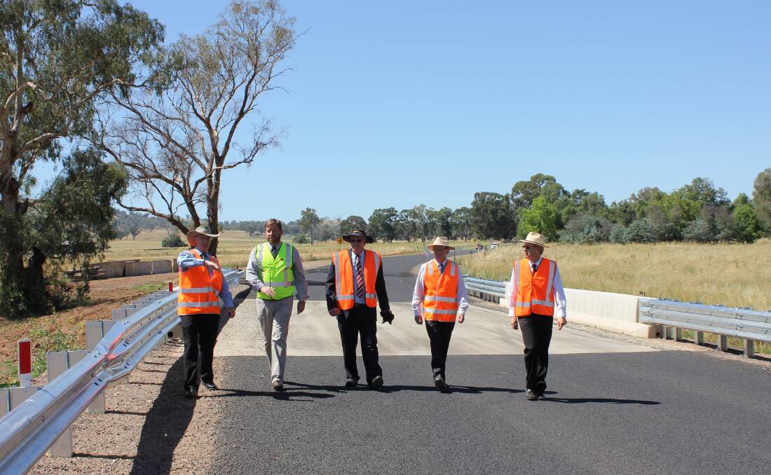 Congratulations to everyone who helped bring the renewal of the Dripstone Bridge to fruition. Pictured is  David Dwyer, Don Cottee, Steve Clayton, Ian Bailey with Troy Grant.