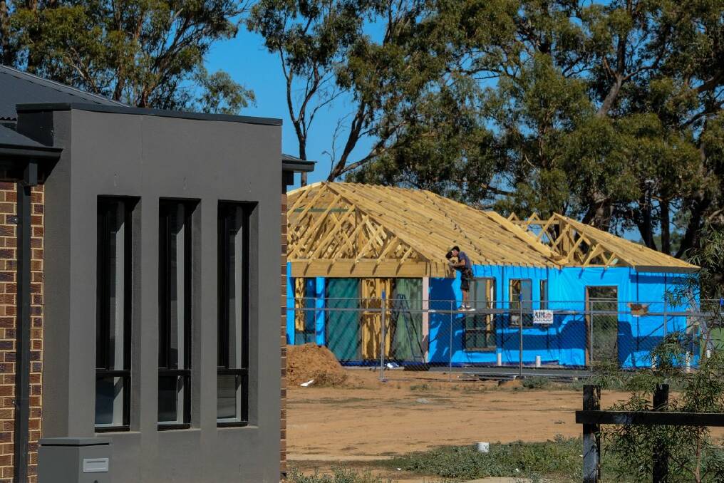 Dubbo is experiencing a mini-housing boom and right now councillors are weighing up housing availability options for the region.