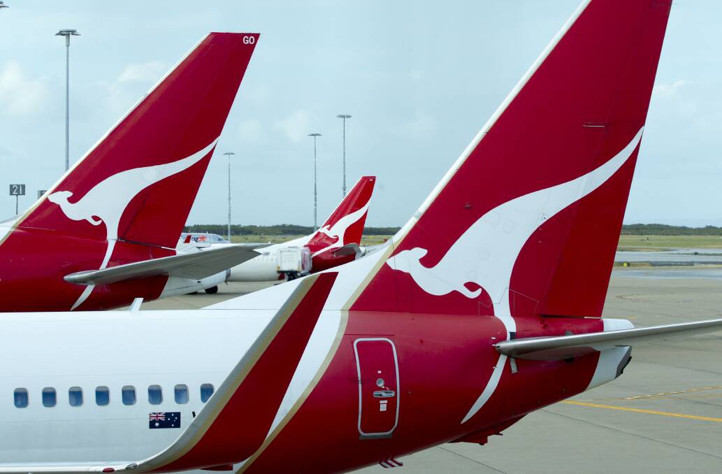 Passengers on Dubbo to Sydney flight frightened by cabin fault