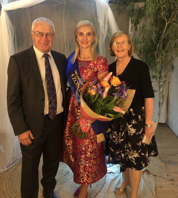 Dubbo Show Society president Chris Edwards and wife Lyn congratulate Dubbo Showgirl Josie Anderson (centre) at her success in the zone final of the competition. Photo contributed.