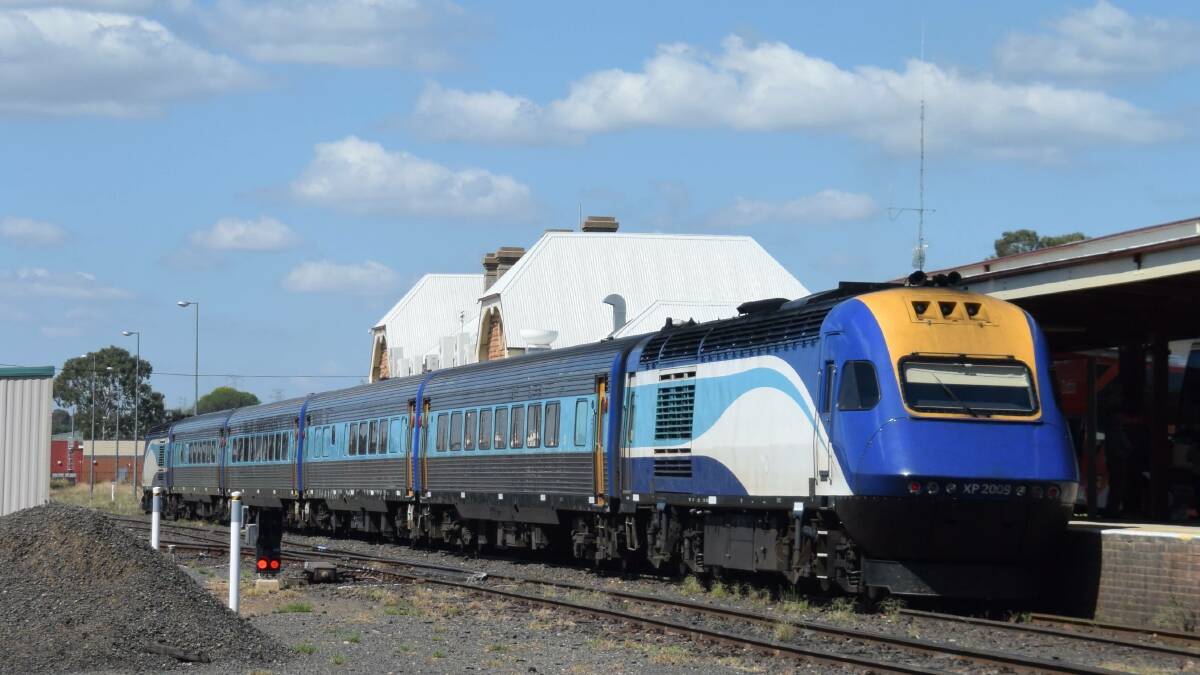 One of the ageing XPTs currently providing the Sydney to Dubbo return service.