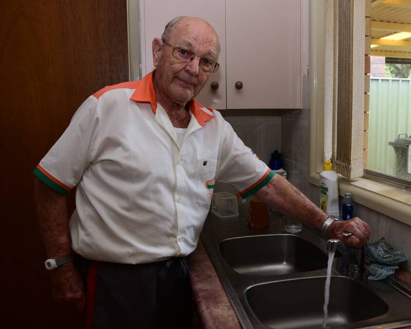 Eric Parker was one of many Dubbo residents confused by the boil water alert.