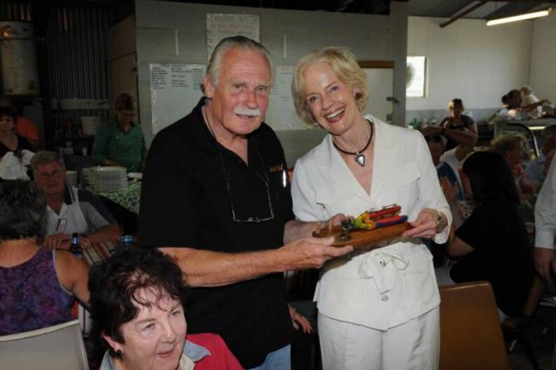 HELPING HANDS: Laurie Dawson (pictured with the then Governor-General Quentin Bryce at Coonabarabran in 2013) will once again coordinate BlazeAid volunteers in the recovery effort after the Sir Ivan fire. Photo: www.gg.gov.au