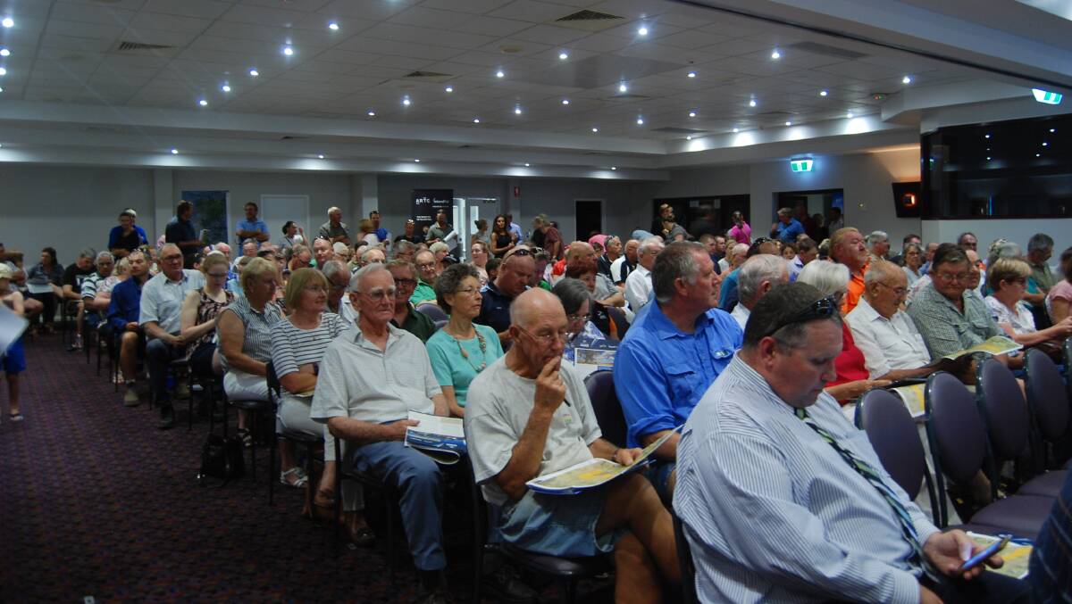 About 250 people attended the last Inland Rail meeting at the Narromine USMC. Next week's meeting will be hosted by NSW Farmers.