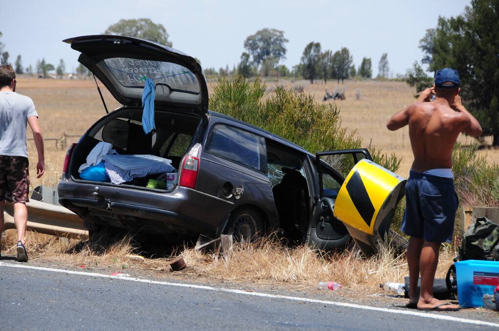 A car crashed into a guard rail 5 kilometres north of Brocklehurst on the Newell Highway.									                 Photo: GREG KEEN