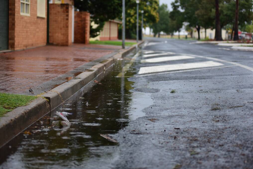 Rain continued to fall across the region on Monday. Photo: CHERYL BURKE