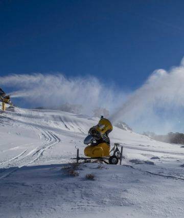 Up to 30 centimetres fell on Australian resorts only days before the Opening Weekend. The timing couldn't be better. Add a week of sub-zero temperatures to ensure the snow guns for manmade snow and you get both Thredbo and Perisher, pictured, in NSW opening a day earlier than scheduled.
