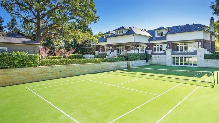 The upper north shore also scored a double digit result when businessman Jeff Barton sold his Federation mansion in Killara for $10 million in November to businessman Jianlu Wang.