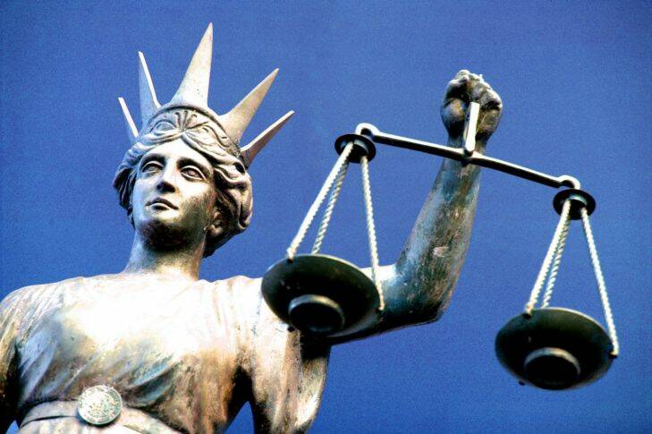 AFR, GENERIC, BRISBANE
Scales of Justice outside the District Court in Brisbane --- legal, law, QC, judge,  litigation.  Friday 25th July 2003
Photo Louie Douvis
SPECIALX 19781 Photo: Louie Douvis
