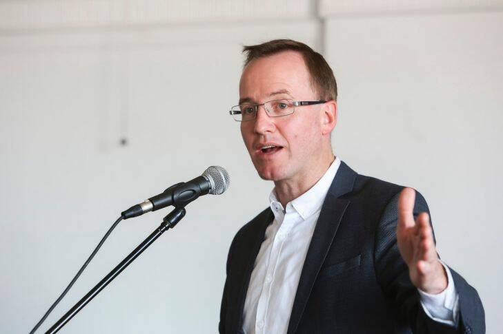 David Shoebridge (MLC and former deputy Mayor Woollahra) talks to residents and councillors at the Keep it Local Forum at Bondi Pavilion, June 14, 2015. Photo by Anna Kucera
