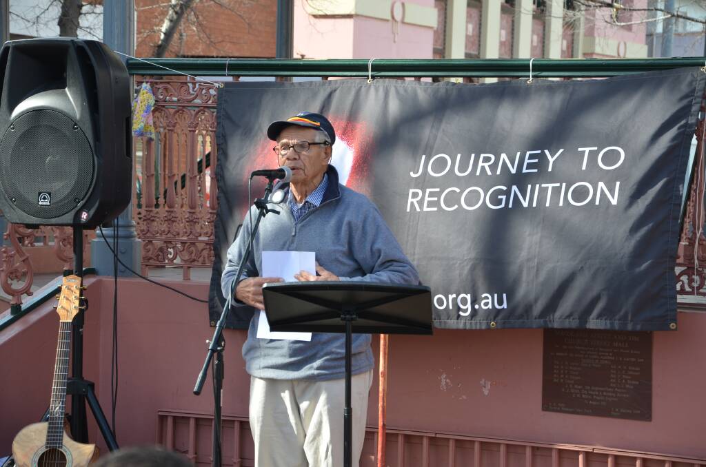 Indigenous elder John Hill spoke to the group about his thoughts on the Journey to Recognition movement.  
 
 
Photo: LAURA McINTYRE