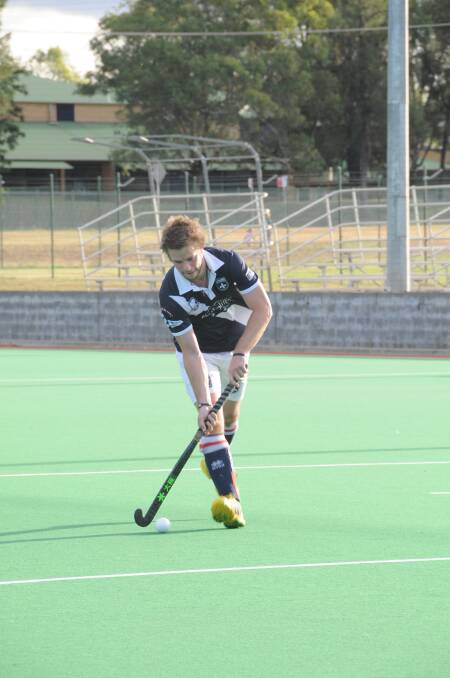 Former Dubbo player Samuel Mould took part in the All Star match and ran a number of drills for juniors during the afternoon.