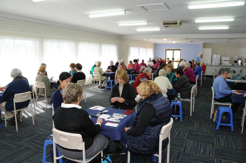 Dubbo Bridge Club members enjoying Wednesday s competition at the newly- renovated clubhouse. 												     Photo: Louise Donges