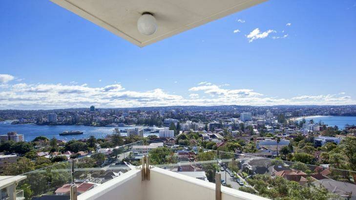 The apartment at 32/25 Marshall St, Manly sold for $310,000 over reserve. Photo: domain.com.au