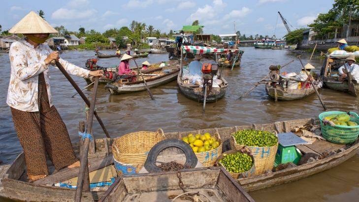 Floating market, Mekong river, Vietnam
 Photo: iStock