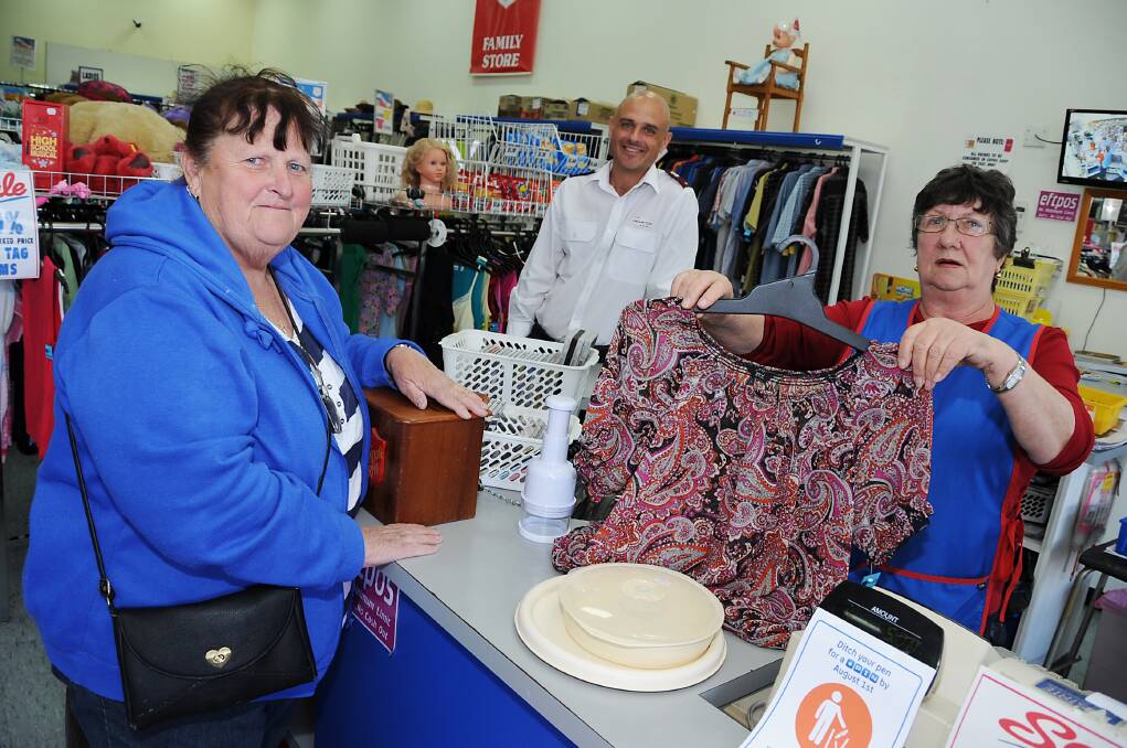 Vera Talbot, Lieutenant Mark Townsend and Joan McGoldrick at the Salvos Dubbo store.	Photo: BELINDA SOOLE