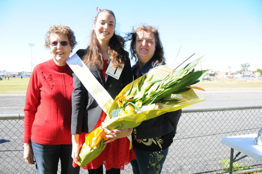 Miss Teenage Showgirl 2015 Tegan Shields, with grandmother Jean Blight and mother Leeanne Shields. Photo: CHERYL BOURKE