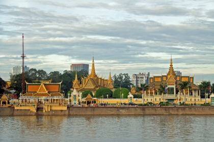 The view towards Phnom Penh's royal palace .  Photo: Brian Johnston