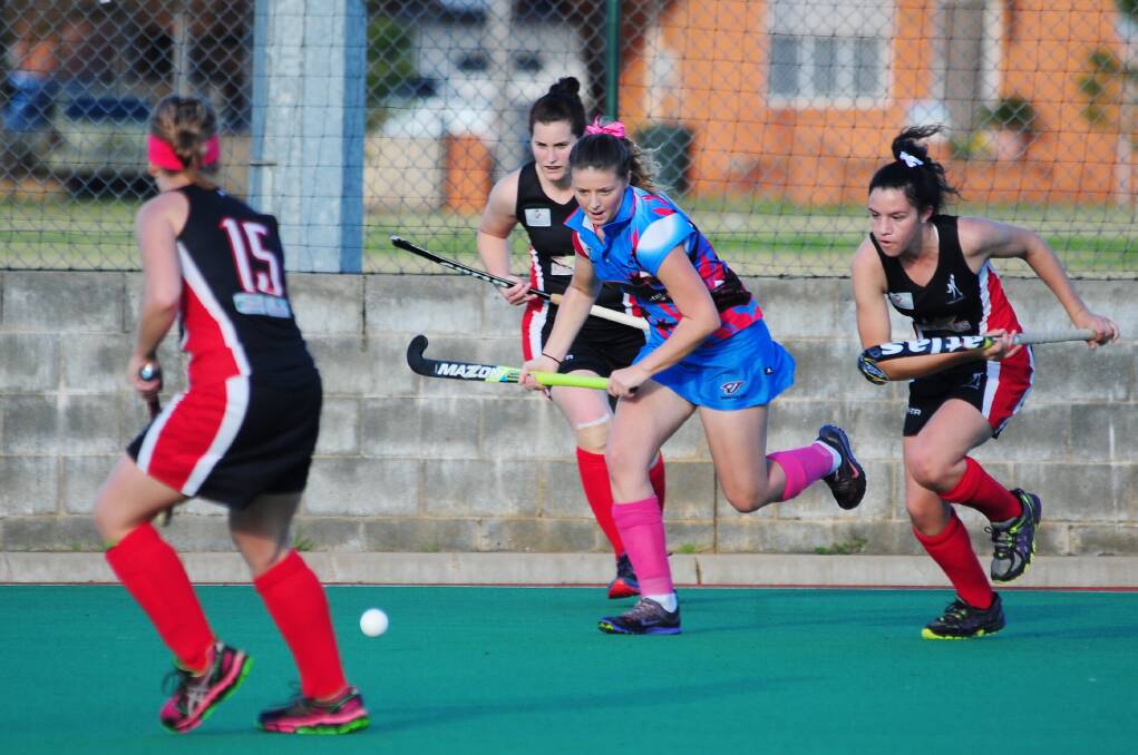 With captain Emma Corcoran out with a broken nose, the Blue Jays will be looking to Courtney Hogan (pictured in 2015 against Parkes) and Kendall McDonaugh to help lead the side. Photo: HOLLY GRIFFITHS