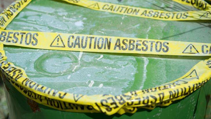 National report says there are "no good plans" to deal with asbestos waste. Photo: Jay Cronan