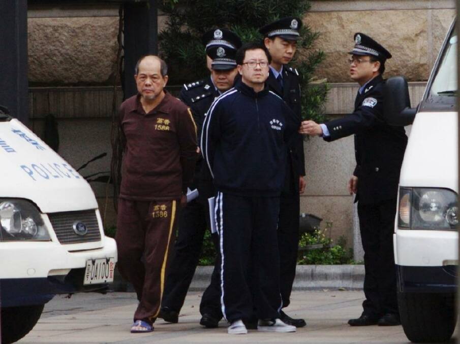 Matthew Ng outside Guangdong  Supreme Court in March 2012. Photo: Sanghee Liu