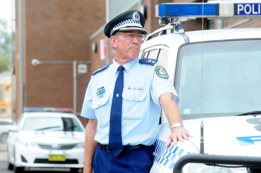 Superintendent David Simmons during the launch of a campaign that urges the Dubbo community to lock their vehicles and remove valuables from sight to help prevent thefts. 					  Photo: LOUISE DONGES