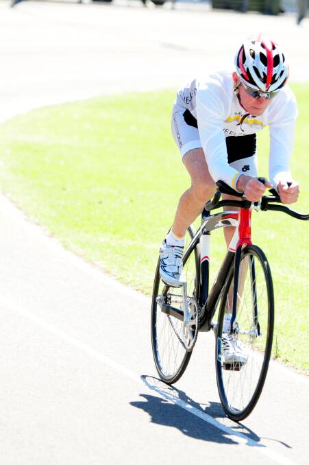Dubbo's Darrell Wheeler will race in the UCI Masters World Track Championships at Manchester later this year. FILE:PHOTO