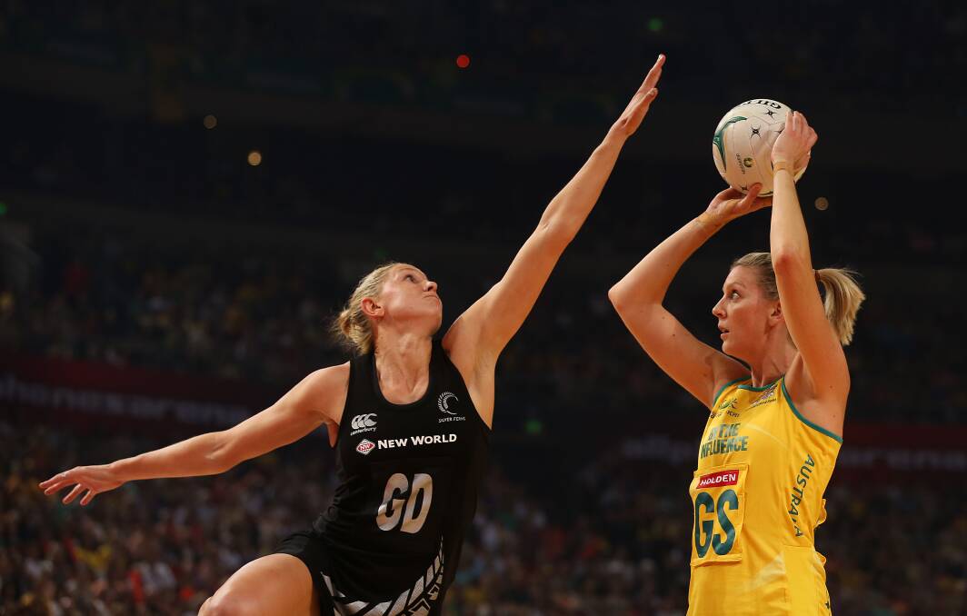 Australian netball legend Catherine Cox will be in Dubbo next month to conduct a coaching clinic.