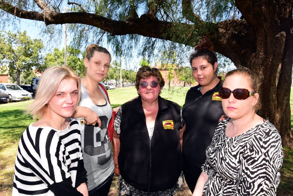 Speaking out on the drug issue at Victoria Park in Dubbo were Taylor Peachey, Chanelle Day, Lynn Field, Ashlee McLaughlin and Tahni Waters.	Photo: BELINDA SOOLE