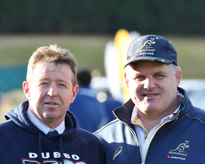 Vince Gordon with Ewen McKenzie at the recent Bush2Bledisloe training session at Apex Oval.