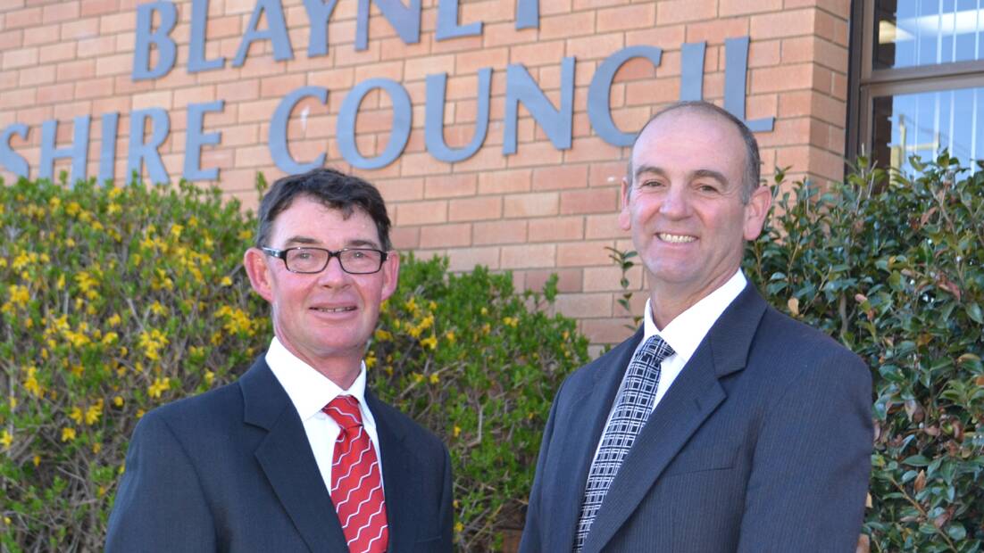 FLYING SOLO: Blayney Shire Council mayor Scott Ferguson, pictured right with fellow councillor Allan Ewin, says there's no information suggesting amalgamation would benefit shire ratepayers. 