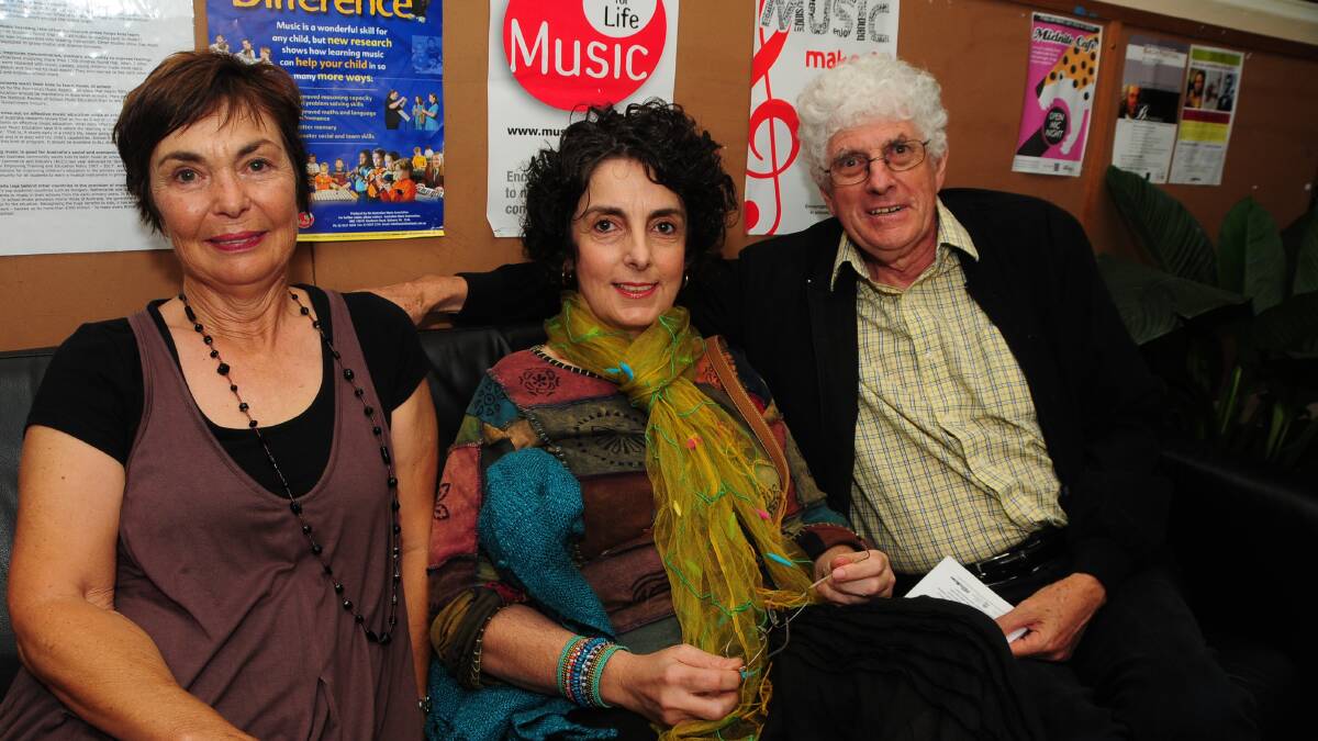 DANIEL DE BORAH PIANO RECITAL:  Margaret McDonald, Poli and Michael Winters. Photo: JOSH HEARD. 