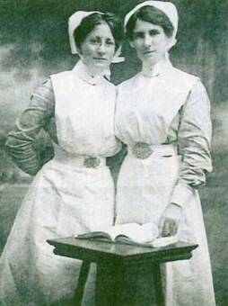 Civillan volunteer nurse Hilda Williams with staff nurse Ada Thompson. 