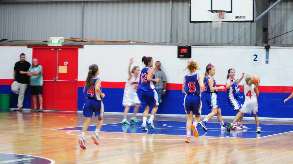WESTERN JUNIOR LEAGUE BASKETBALL: The Dubbo Rams in action on the court. Photo: KATHRYN O'SULLIVAN