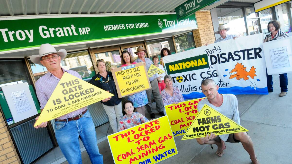 Coal seam gas protesters from Coonamble raised their concerns with Member for Dubbo Troy Grant yesterday. Photo: LOUISE DONGES