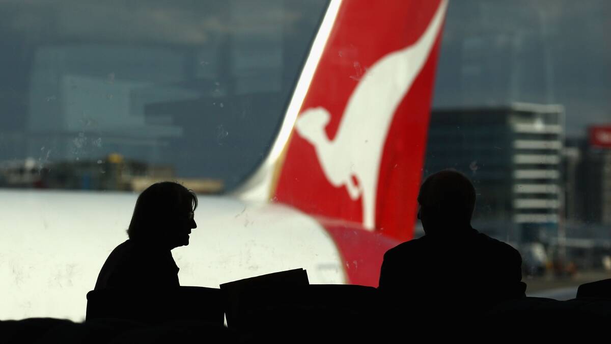 A Dubbo man had a fright on a recent Qantas flight when one of the engines propellers stopped.