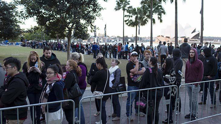 Lines outside the MCA in The Rocks on Tuesday. Photo: James Brickwood