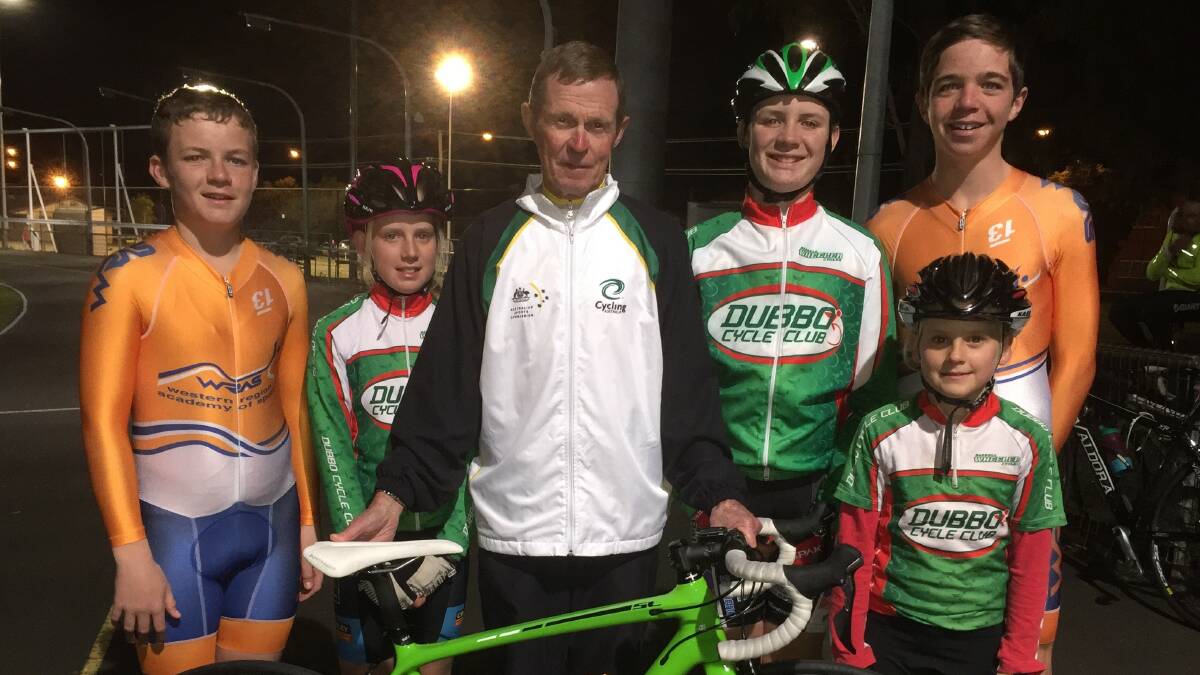 Dubbo cycling legend Darrell Wheeler (centre) with promising young riders Kurt Eather, Haylee Fuller, Dylan Eather, Luke Ensor and Imogen Fuller. 
Photo: CONTRIBUTED