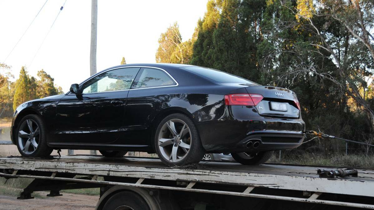 THE MORNING GRILL: Audi dumped after police pursuit near Dubbo