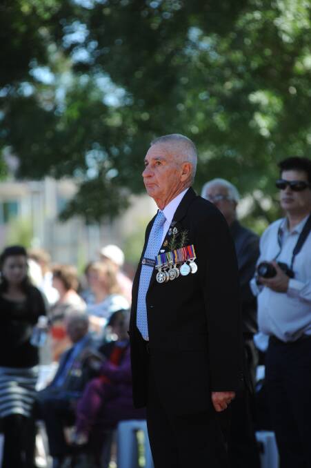 The Anzac spirit shone brightly in Dubbo as many people gathered at the Commemoration Ceremony in Victoria Park