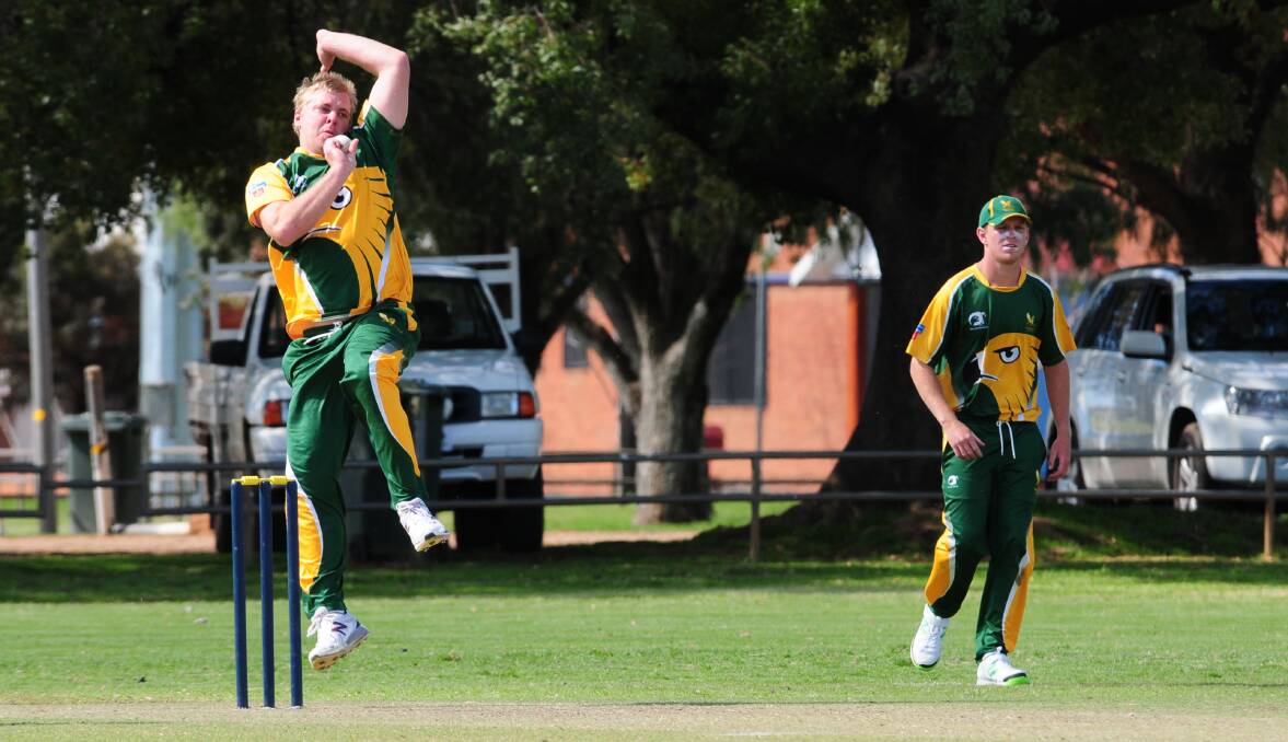 Charles Matthews, pictured bowling at Dubbo last year, is head coach of the Hawkesbury side which will take on Western Zone tomorrow. 
Photo: Holly Griffiths