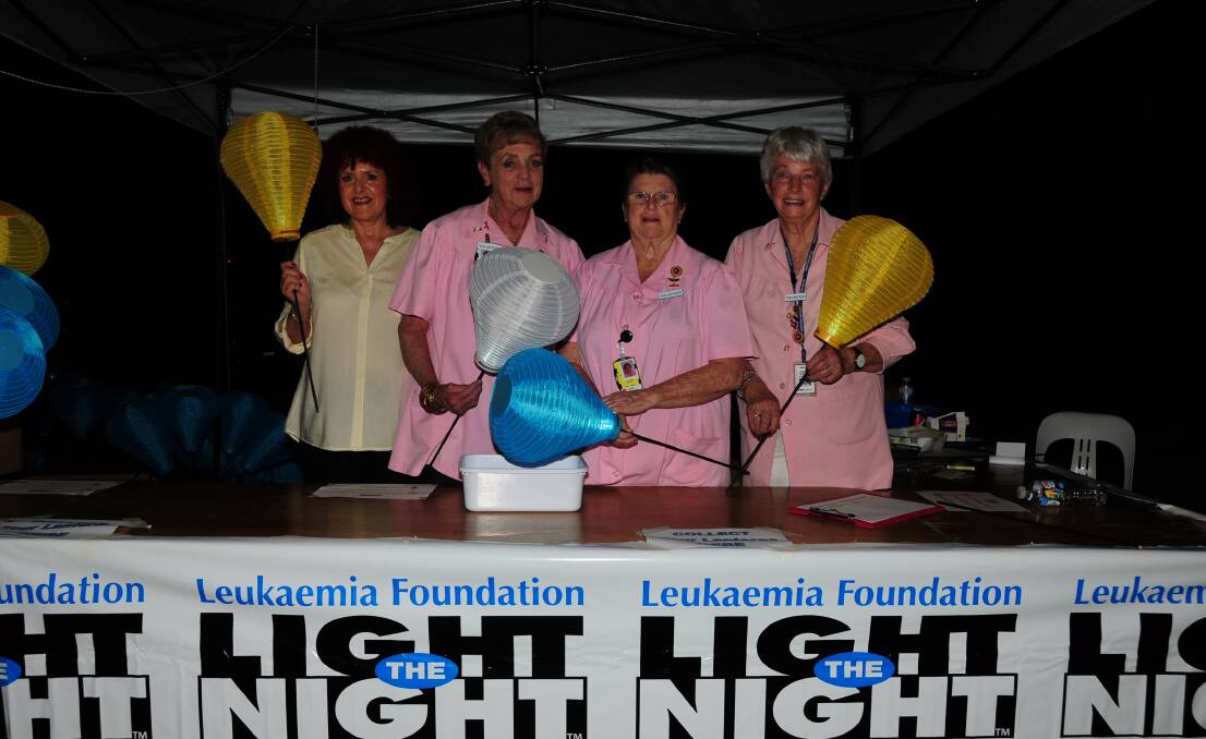 Hundreds of Dubbo residents turned out to Light the Night and support a future without blood cancers
